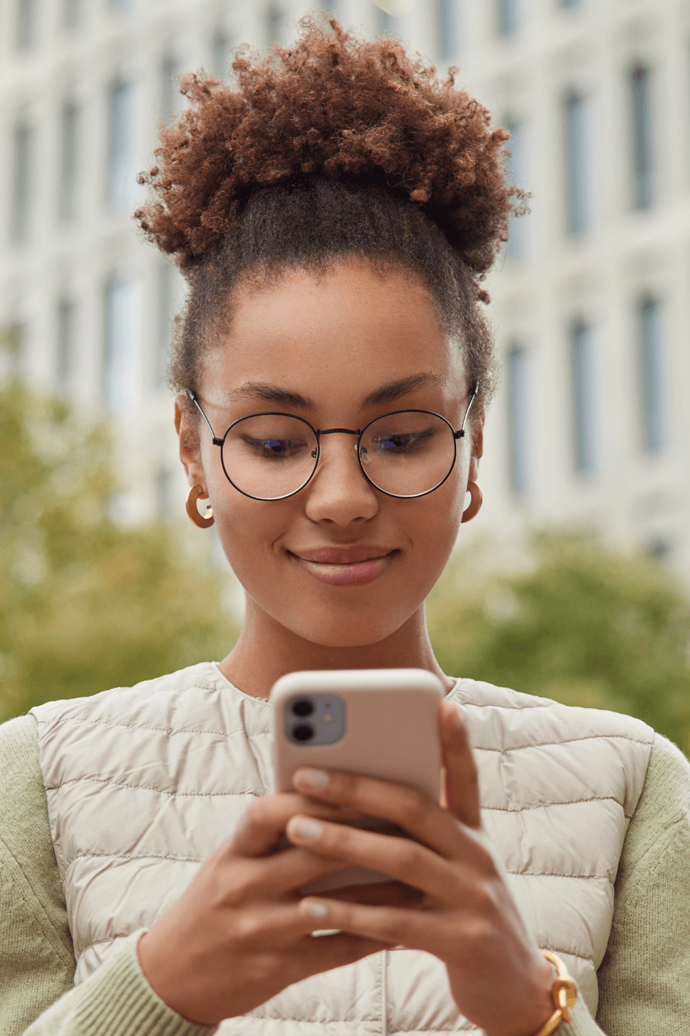 Customer reaching out to a business from her phone
